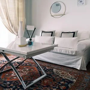 Comecasa Flowery Terraced Apartment