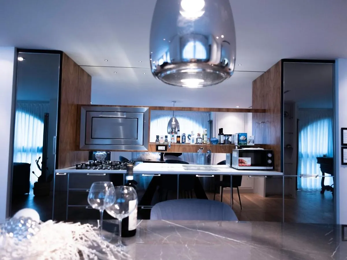 Luxury Apartment Milano Italia